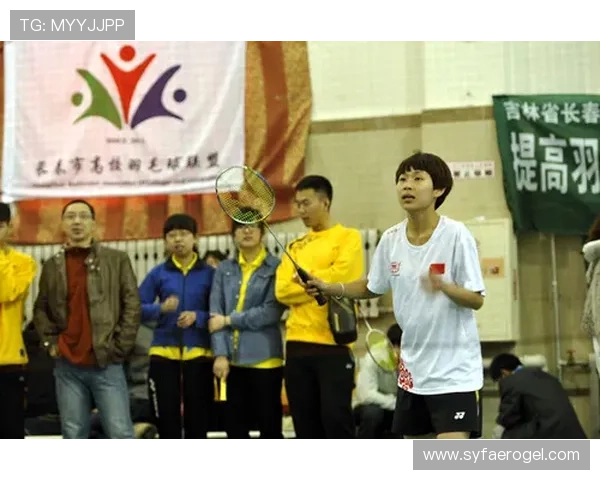 西安网球队在洲际杯中展现卓越团队协作精神与竞技风采 西安网球队在洲际杯中展现卓越团队协作精神与竞技风采